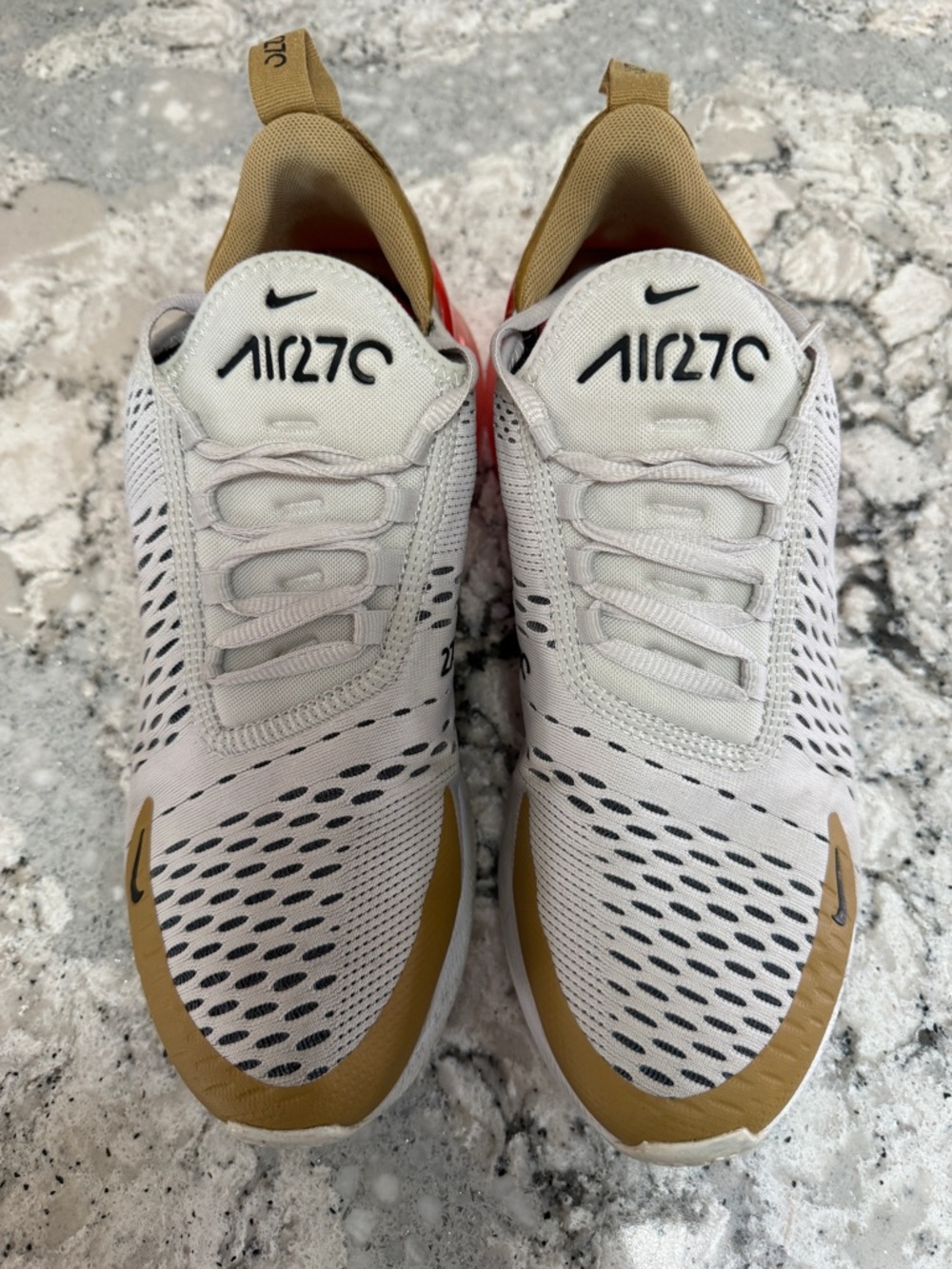 Nike Air270 women's Running Shoes - White & Tan